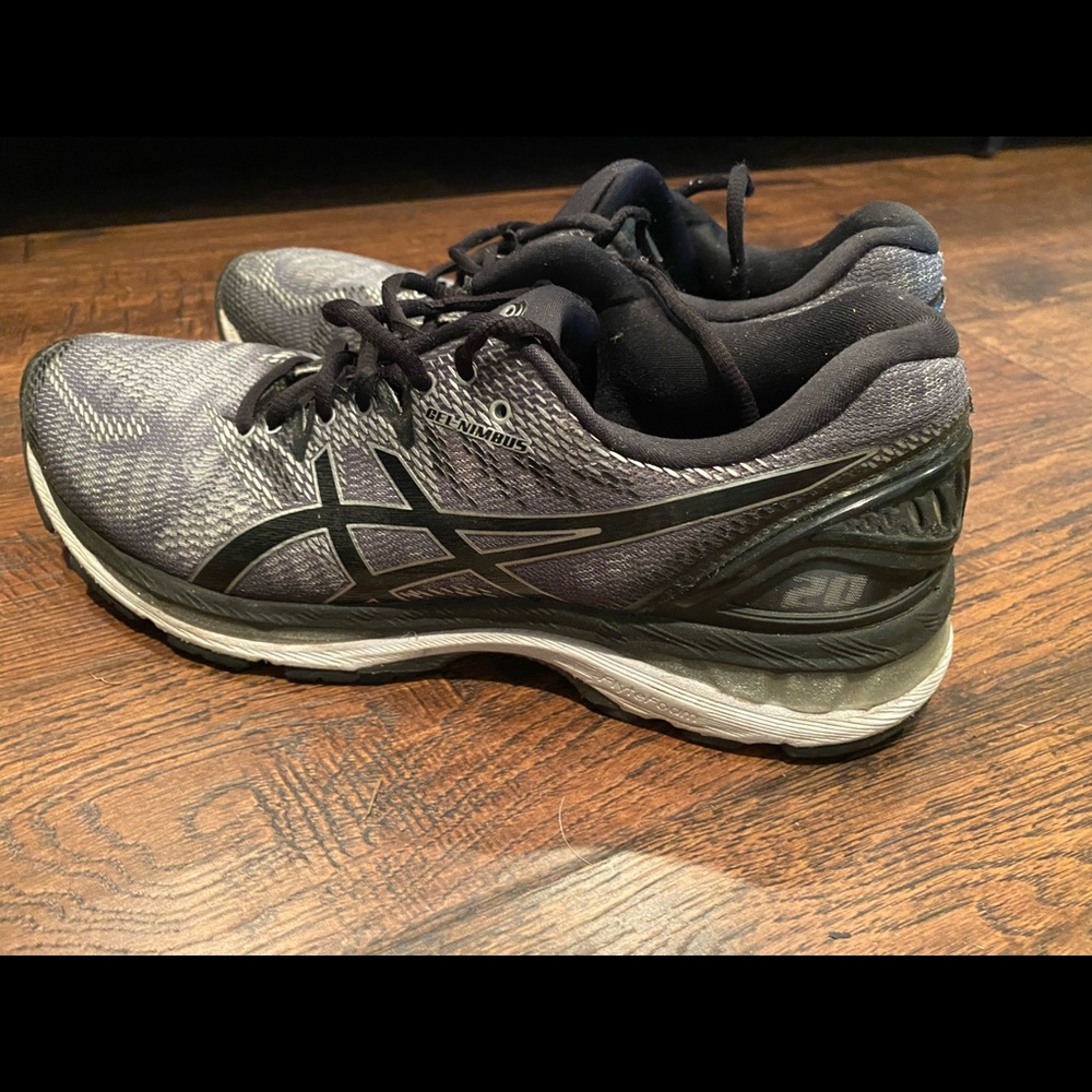 Men’s ASICS running shoes. Gently worn